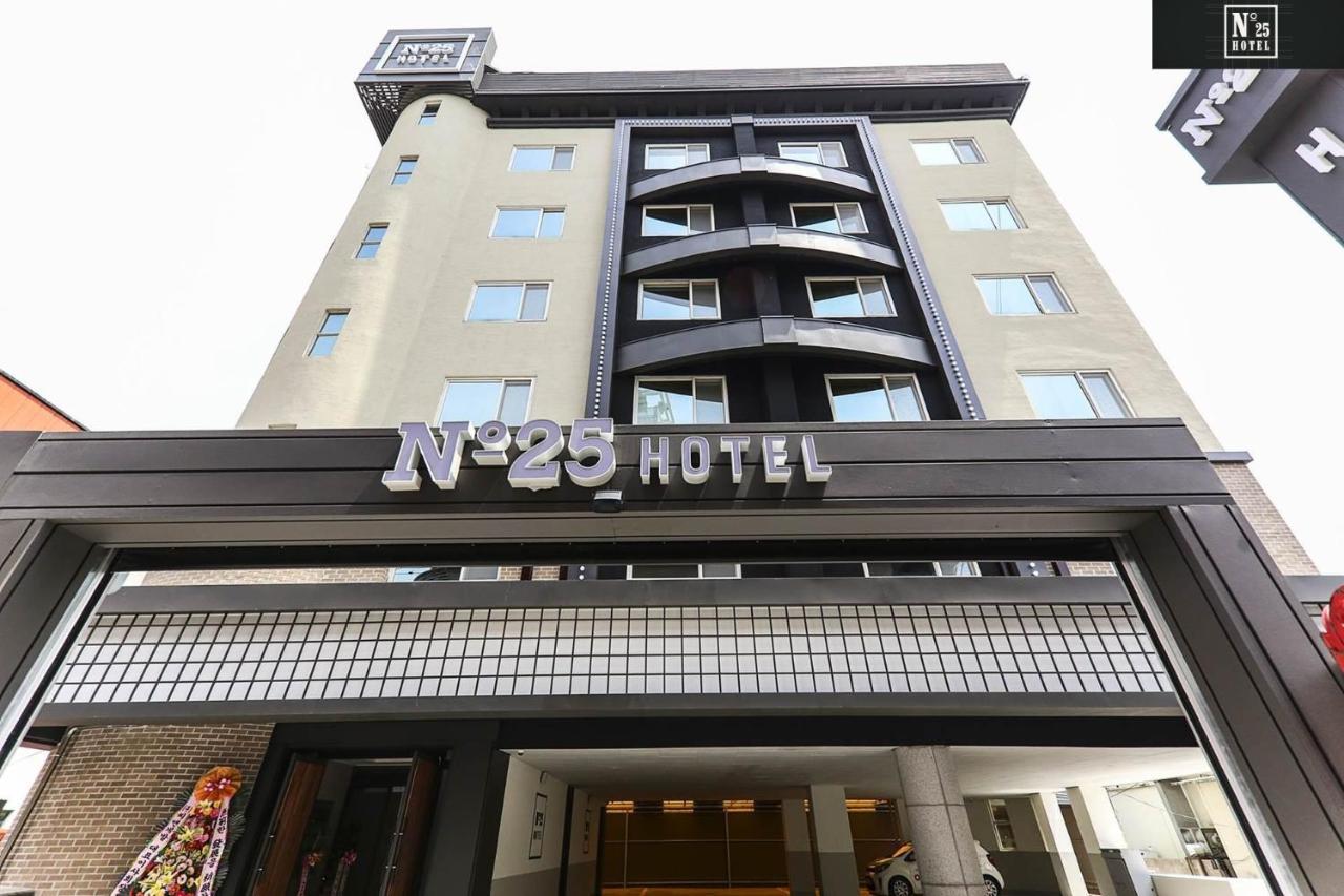 No.25 Hotel Čchonan Exteriér fotografie